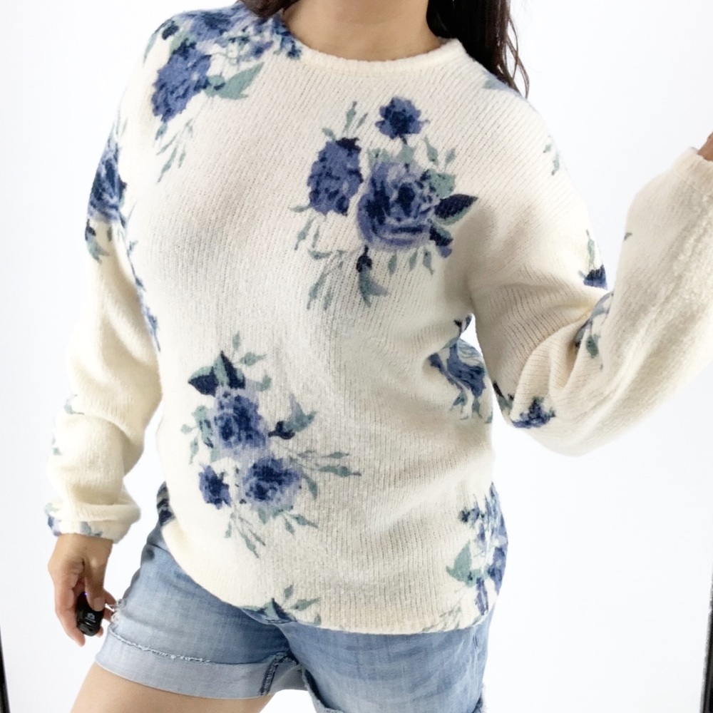 Knox rose flower print oversized sweater size S